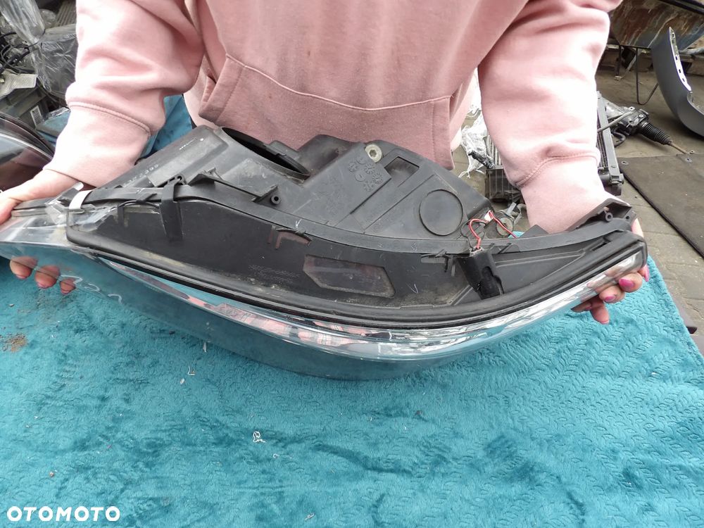 BMW - E60 - LEWA LAMPA PRZEDNIA - PRZED LIFT - H7 - UK - 11