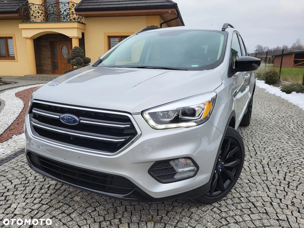 Ford Kuga - 5