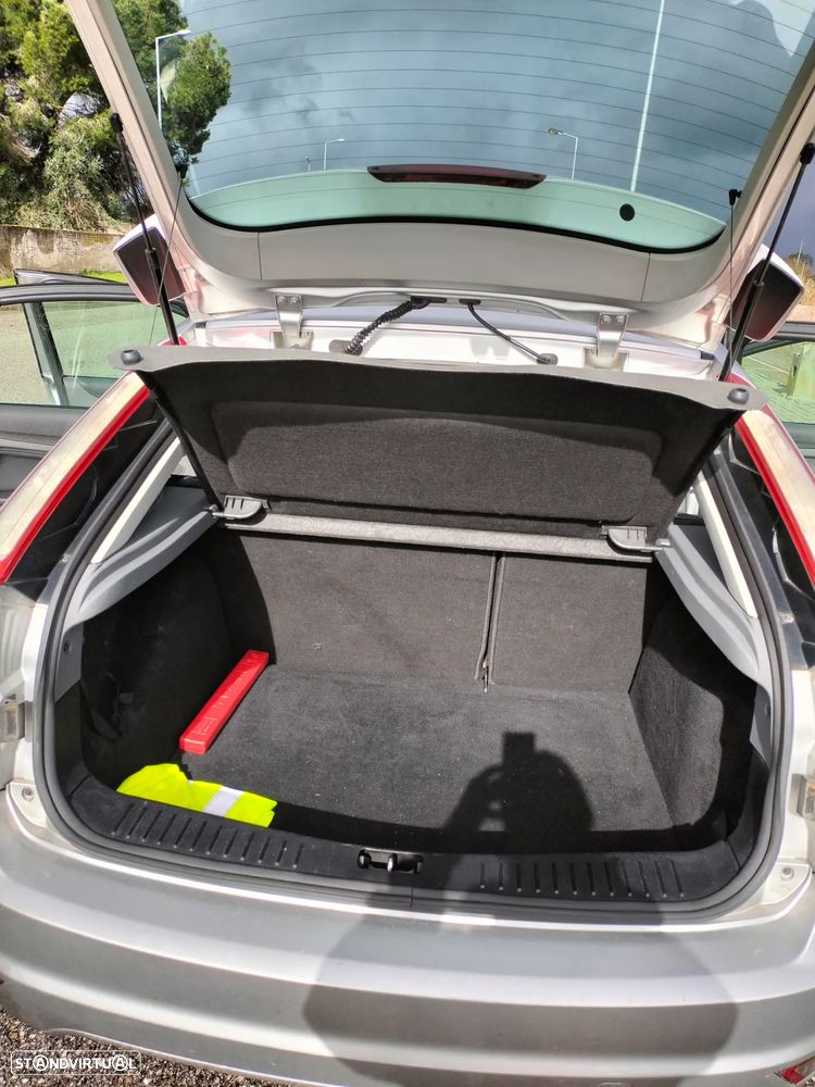 Ford Focus 1.6 TDCi Titanium - 9