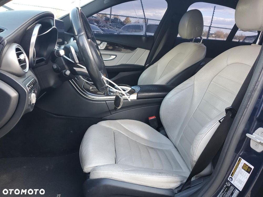 Mercedes-Benz Klasa C 300 9G-TRONIC AMG Line - 7
