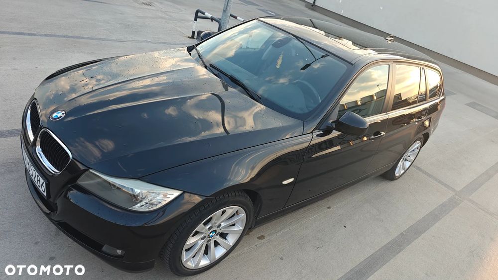 BMW Seria 3 318i Edition Sport - 13
