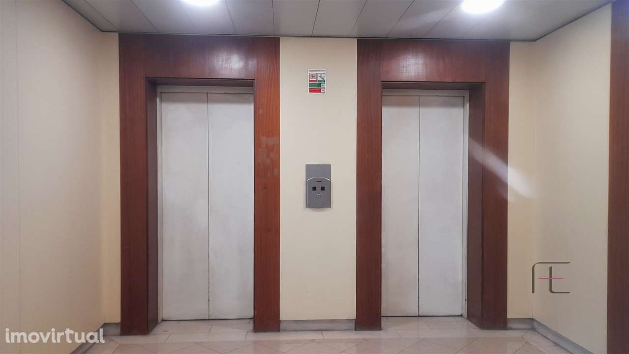Escritório  Arrendamento em Ramalde,Porto - Grande imagem: 4/16