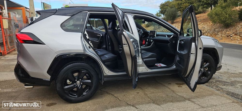 Toyota RAV4 2.5 HDF Square Collection - 2