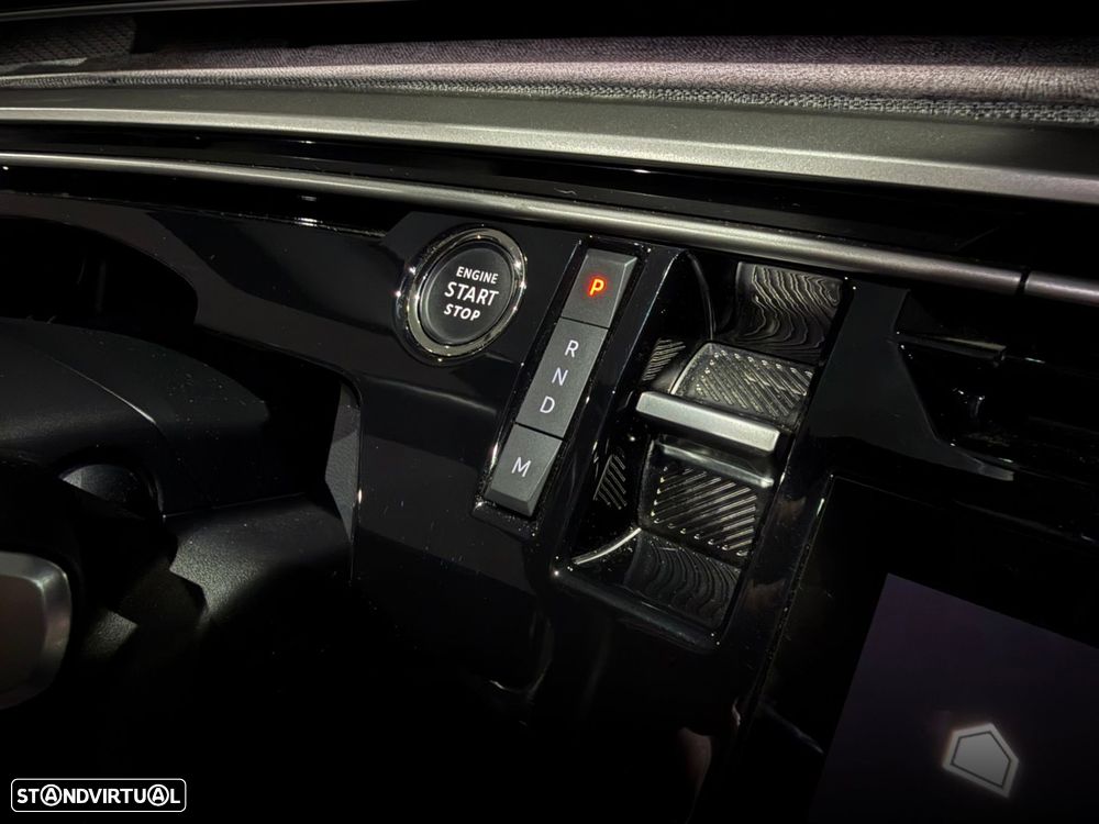 Peugeot 3008 1.2 Hybrid Allure e-DCS6 - 28