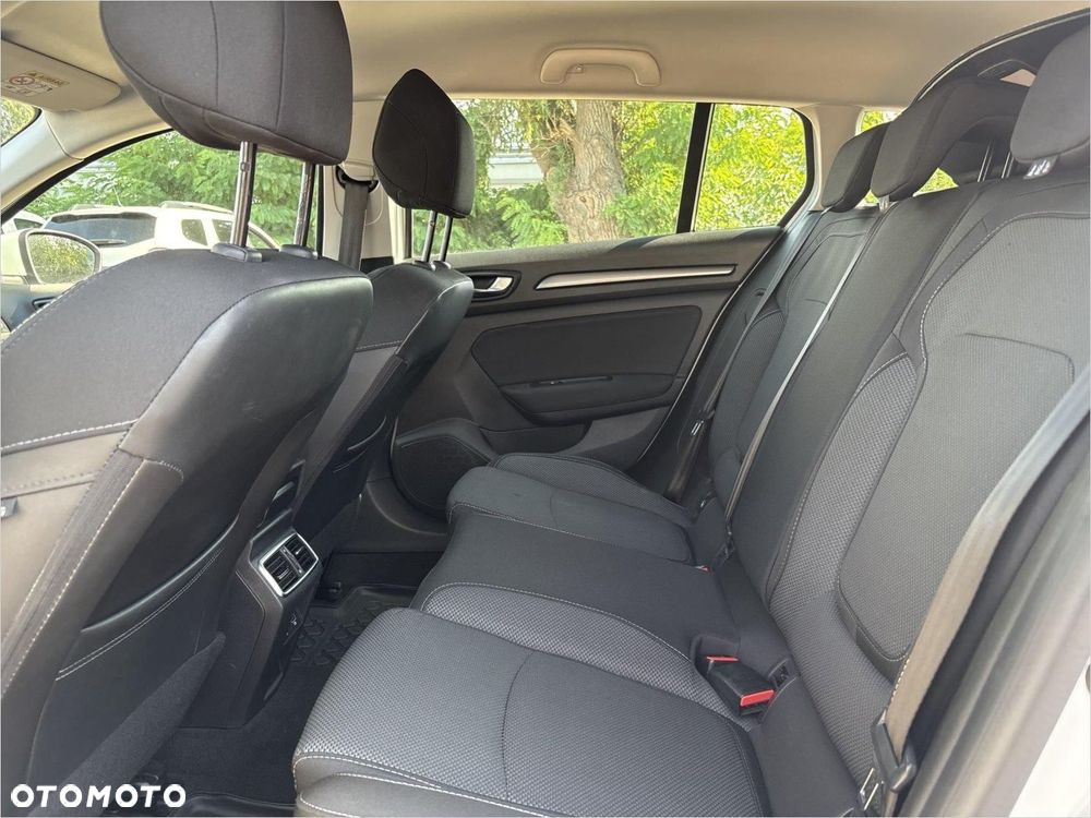 Renault Megane 1.5 Blue dCi Equilibre EDC - 15