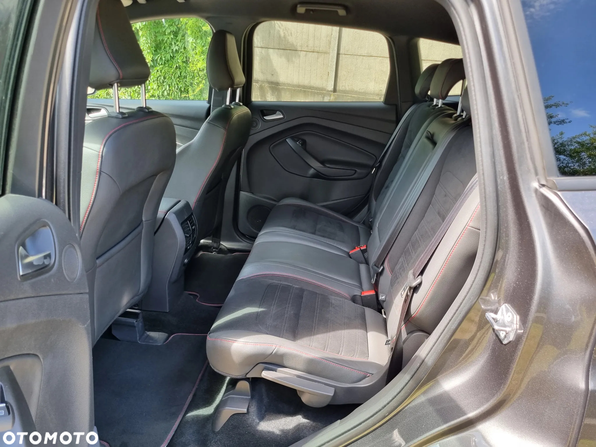 Ford Kuga 2.0 TDCi AWD ST-Line - 17
