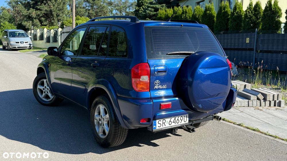 Toyota RAV4 2.0 VVT-i 4x4 - 5
