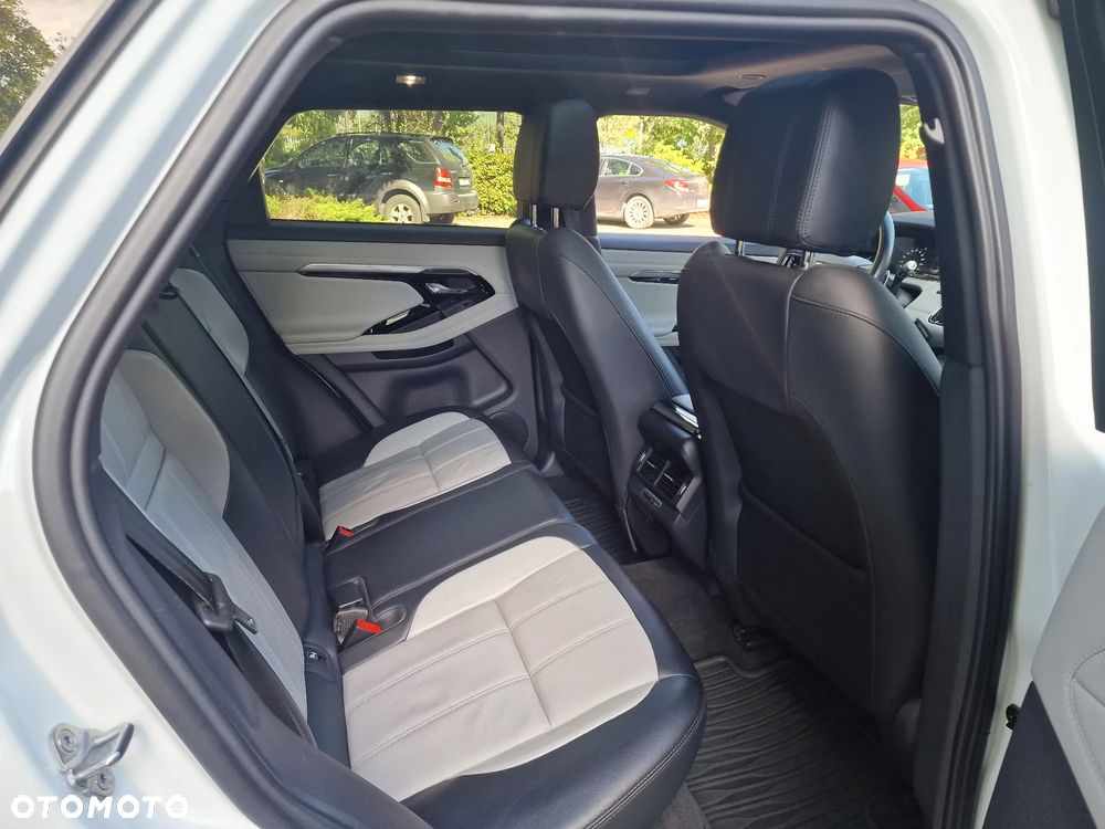 Land Rover Range Rover Evoque - 23