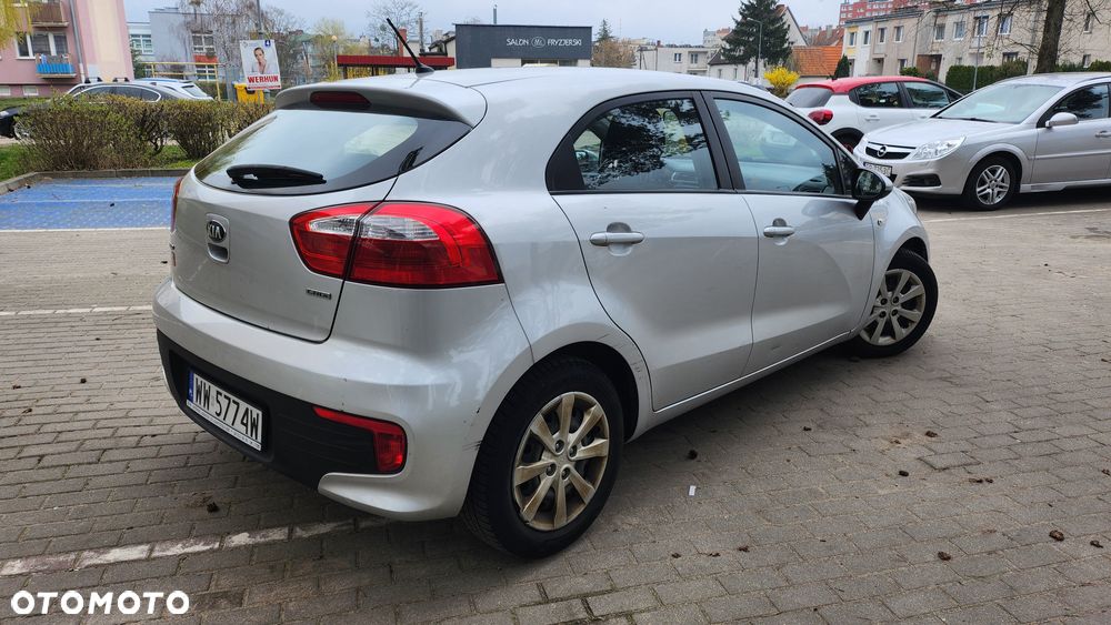 Kia Rio 1.4 crdi Business Line - 39