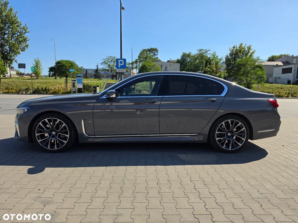 BMW Seria 7 740d xDrive mHEV - 7