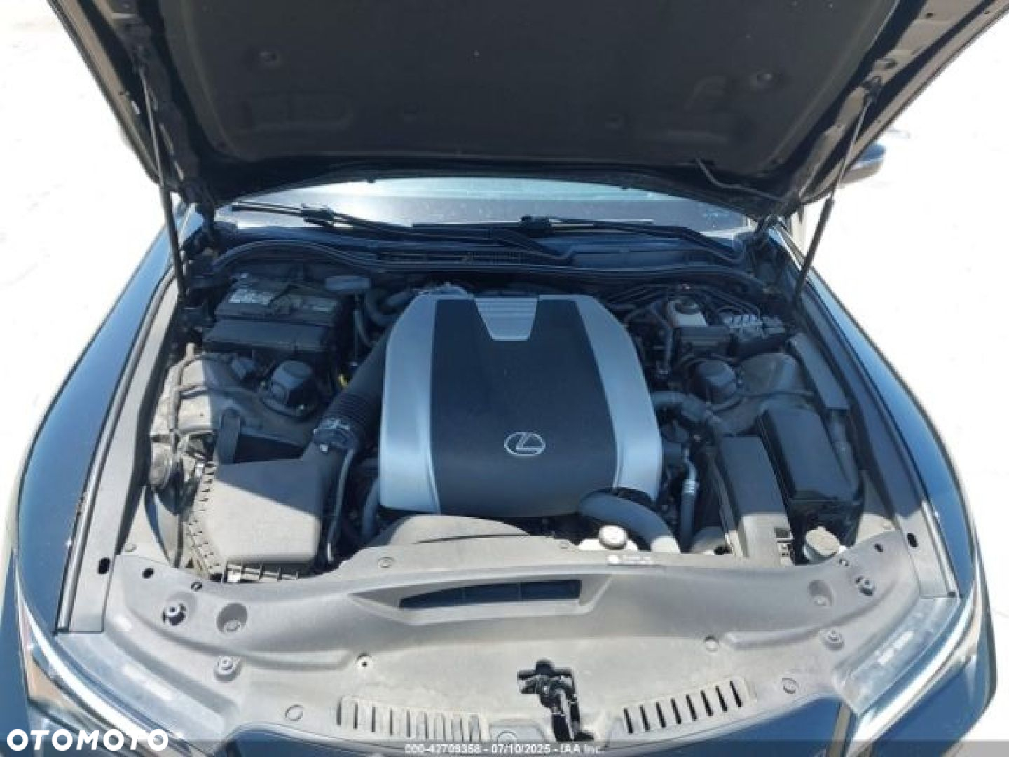 Lexus IS - 12