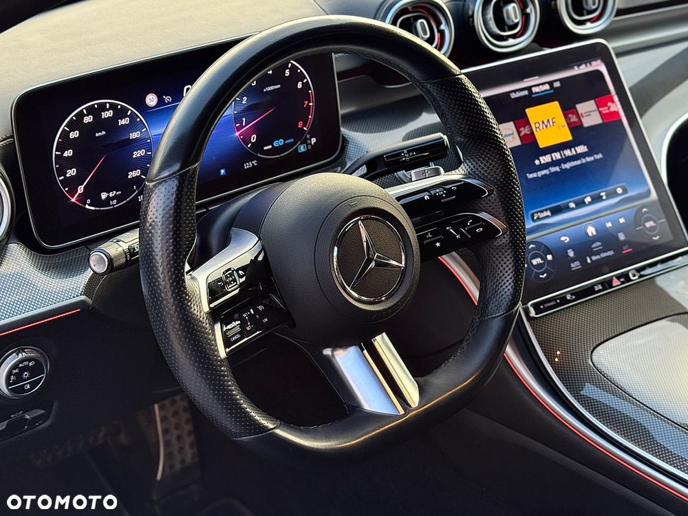 Mercedes-Benz Klasa C 180 9G-TRONIC AMG Line - 23