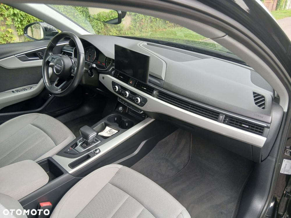 Audi A4 Avant 30 TDI mHEV Advanced S tronic - 26