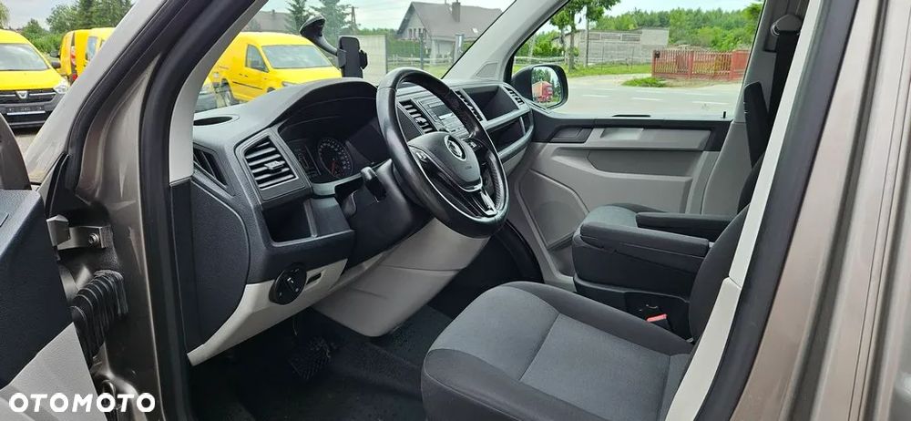 Volkswagen Transporter - 8