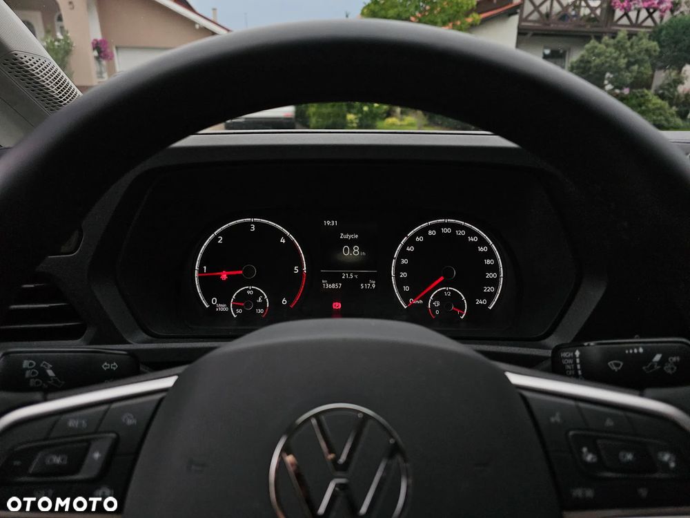 Volkswagen Caddy - 11
