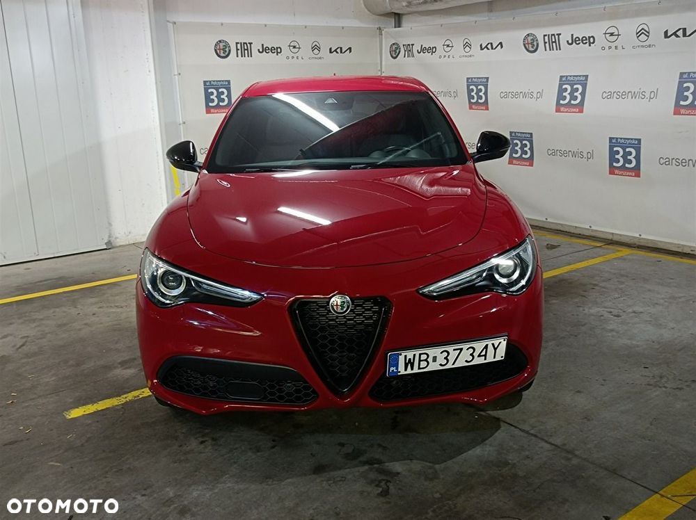 Alfa Romeo Stelvio - 9