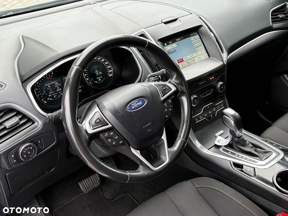 Ford S-Max 2.0 TDCi Titanium PowerShift - 32