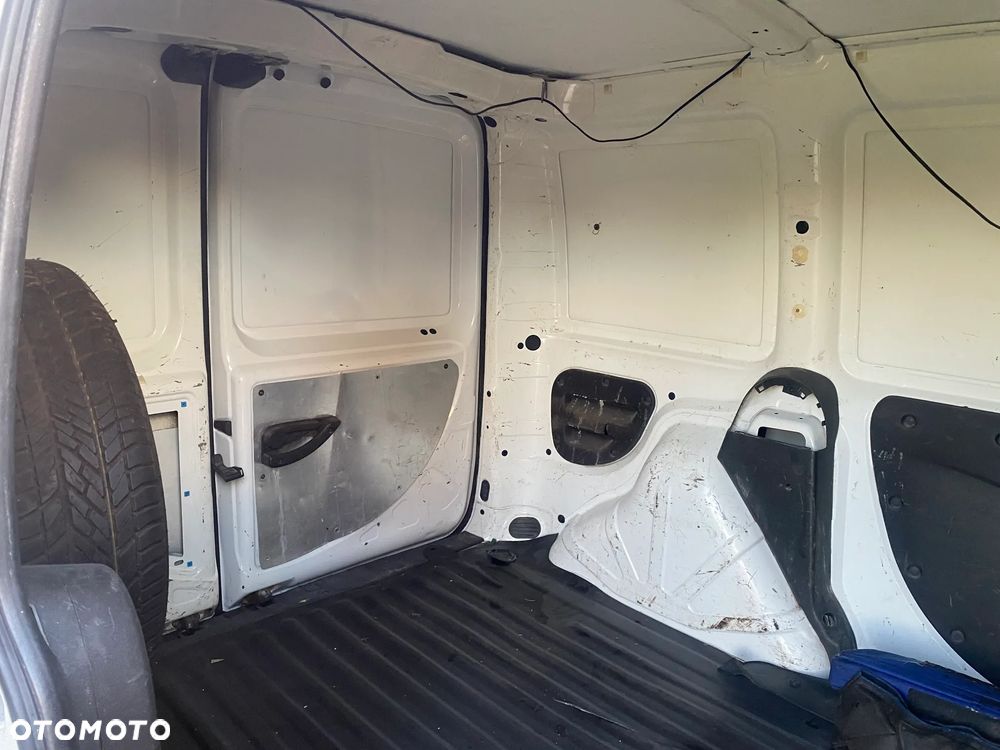 Fiat Doblo - 10