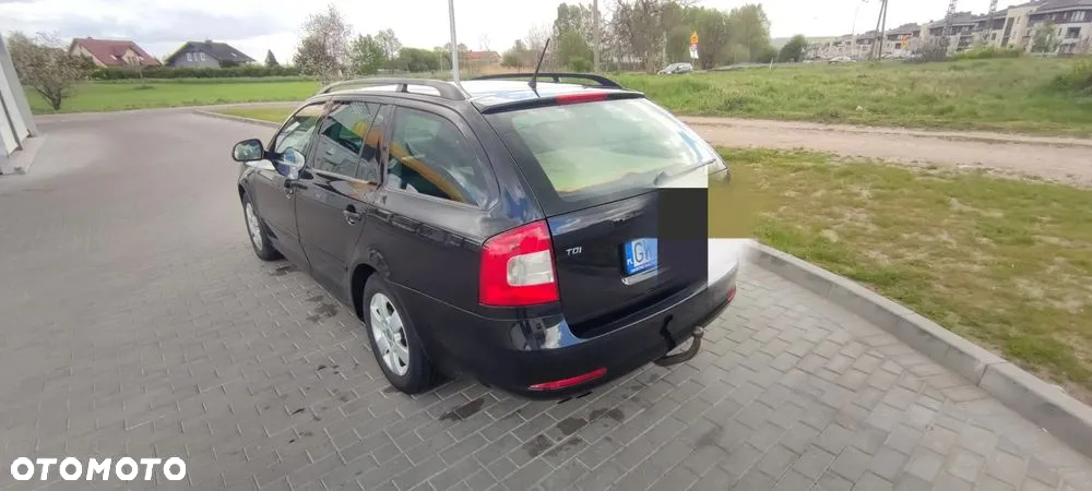 Skoda Octavia 2.0 TDI DPF Elegance DSG - 7