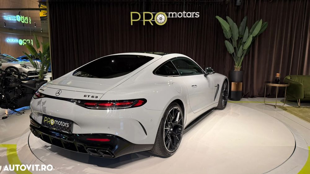 Mercedes-Benz AMG GT - 6