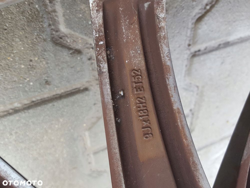 AUDI TT 8J 06-12r FELGA ALUMUNIKOWA 18 8J0601025AB - 8