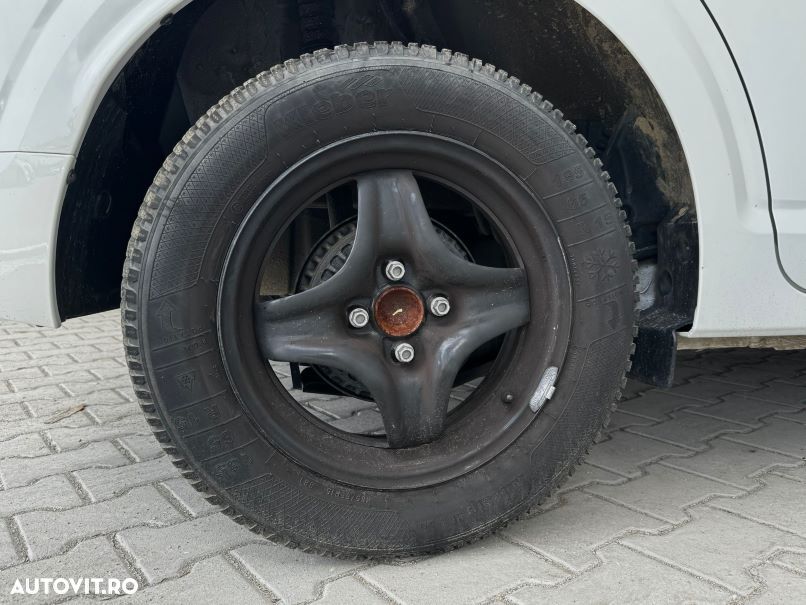 Dacia Sandero TCe 90 MT5 Expression - 8