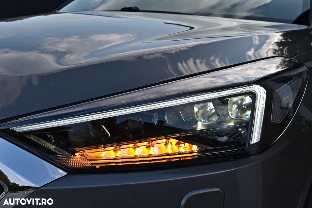 Hyundai Tucson blue 1.6 CRDi 4WD DCT Premium - 23