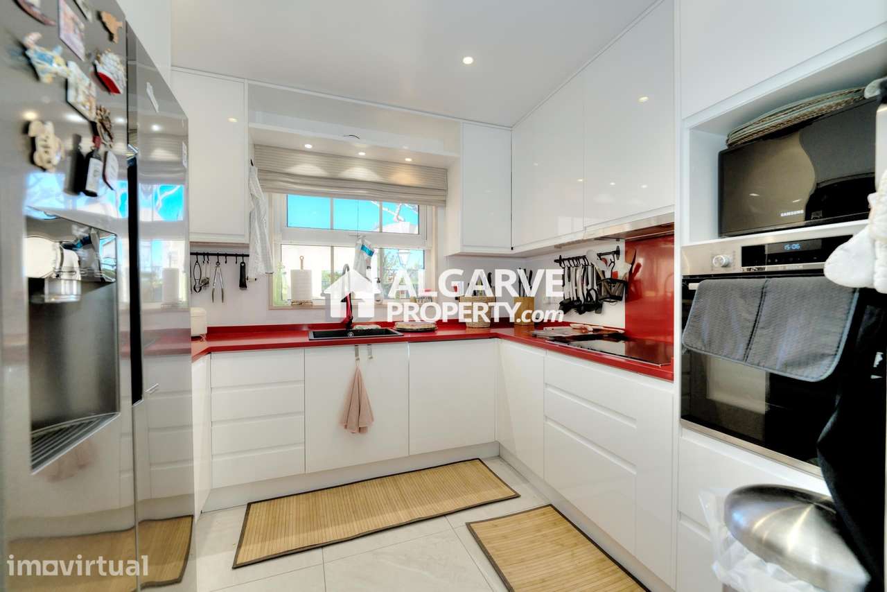 Apartamento T2+1 inserido no Resort de Luxo de Golfe Vila Sol - Grande imagem: 3/30
