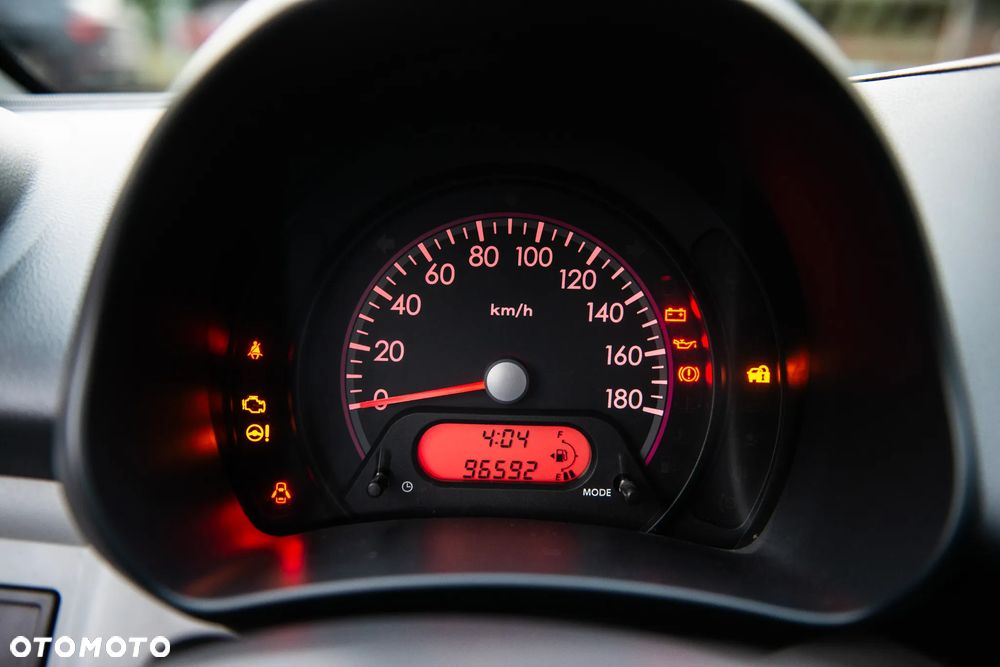 Suzuki Alto 1.0 Comfort City - 29