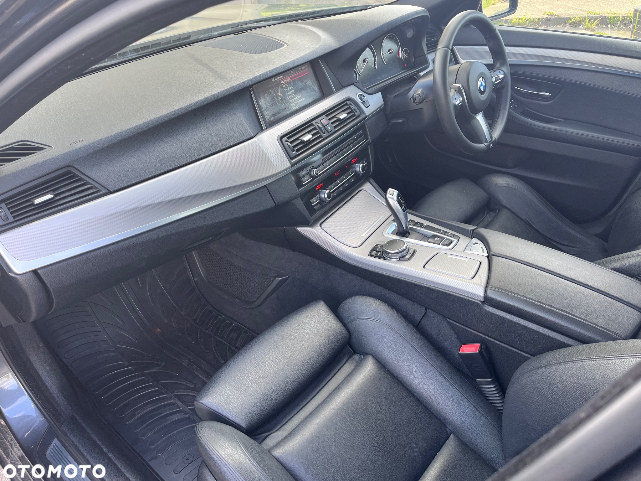 BMW Seria 5 520d M Sport Edition - 6