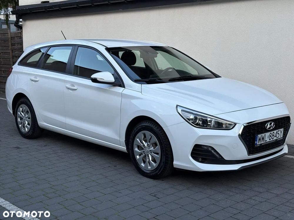 Hyundai i30 1.4 Select - 2