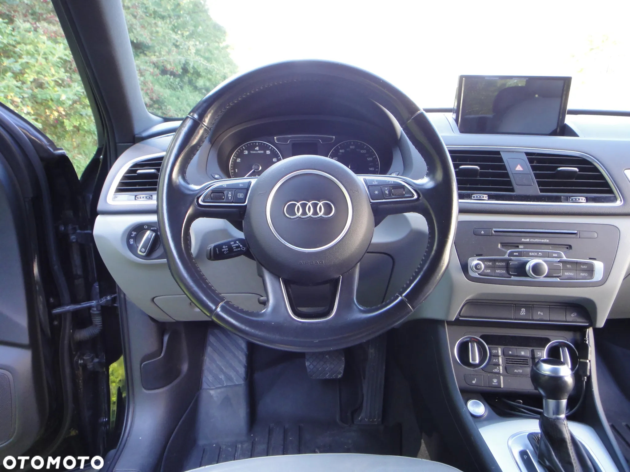 Audi Q3 2.0 TFSI quattro S tronic - 24