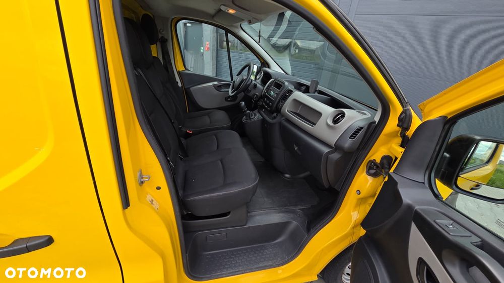 Renault TRAFIC - 21