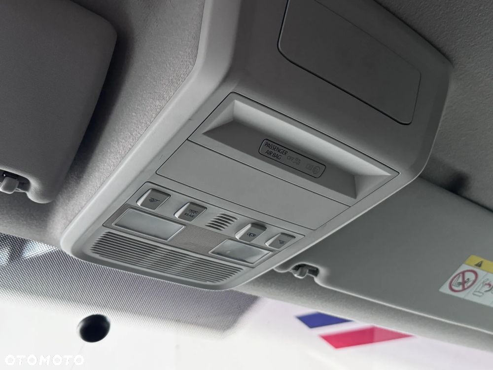 Volkswagen Transporter - 17