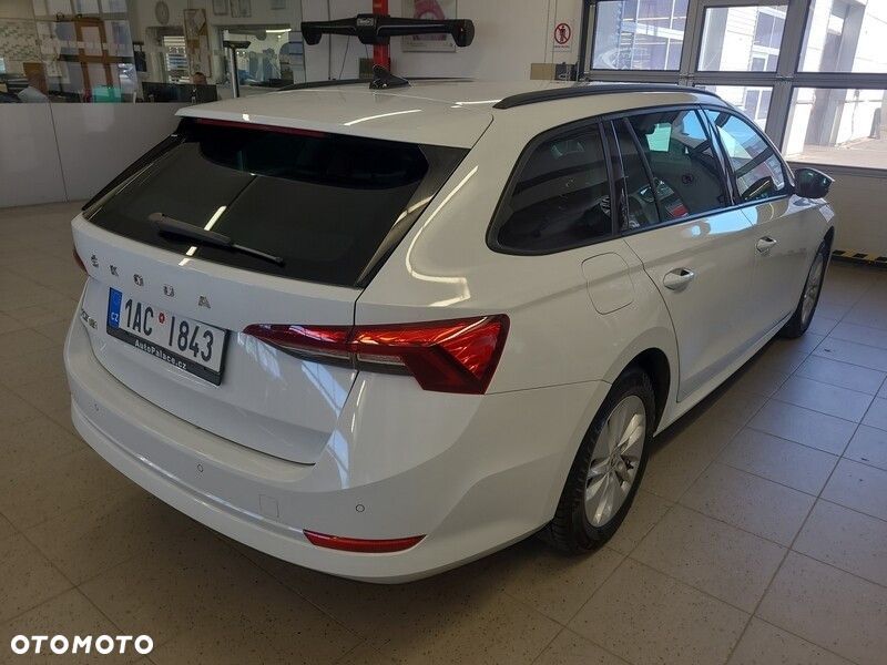 Skoda Octavia 2.0 TDI Ambition - 4