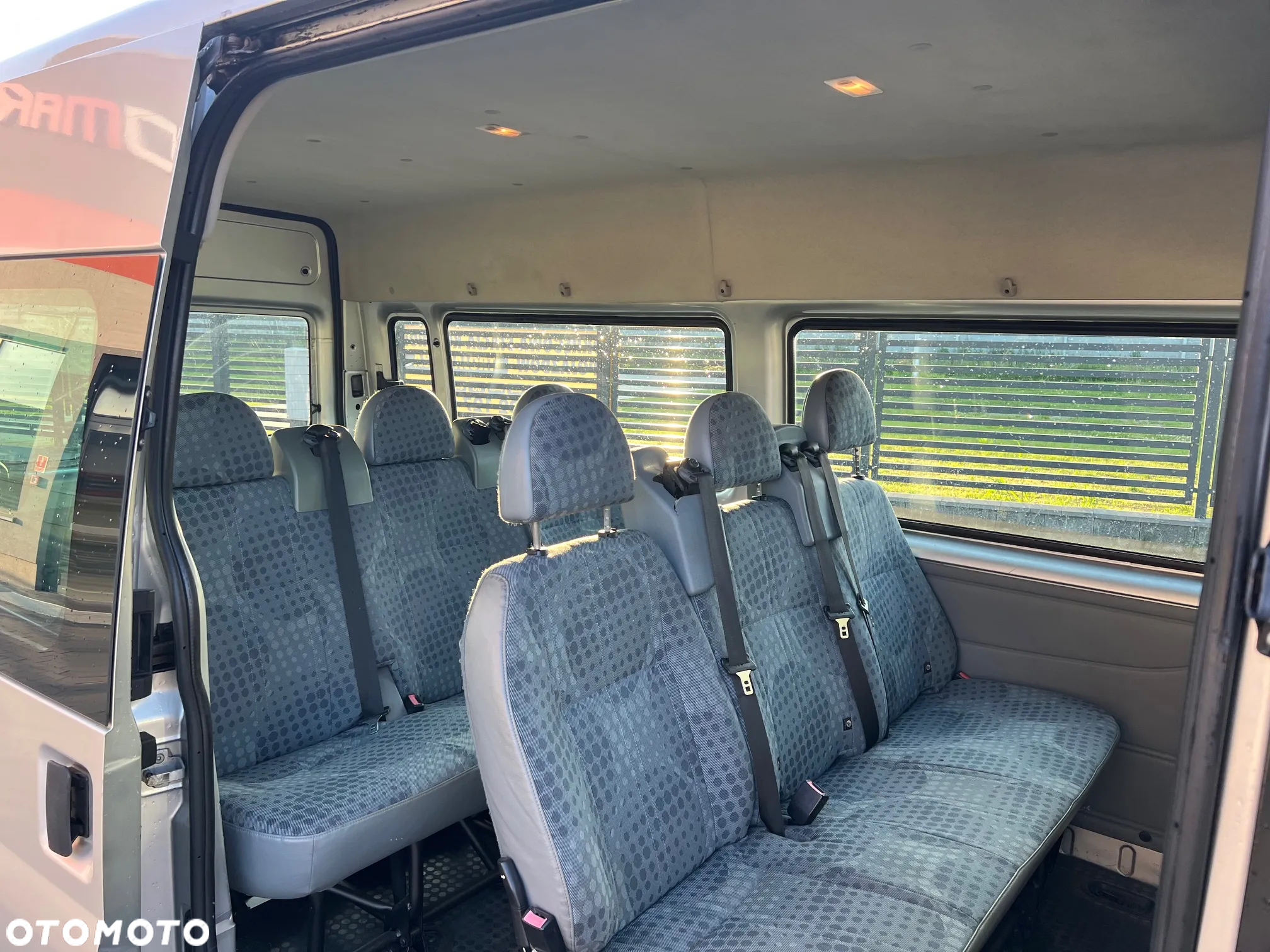 Ford Transit FT 300L - 10