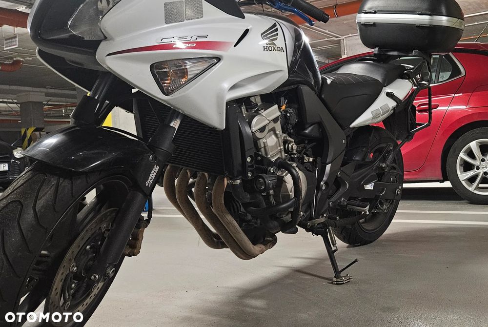 Honda CBF - 7