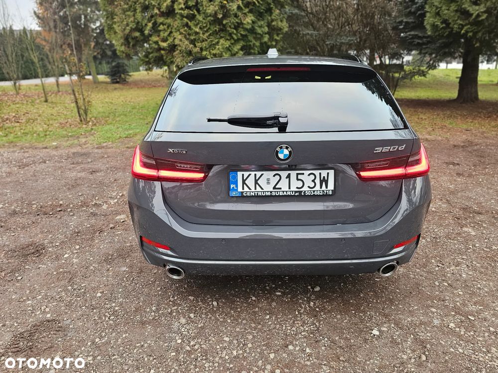 BMW Seria 3 320d xDrive Luxury Line Purity - 8