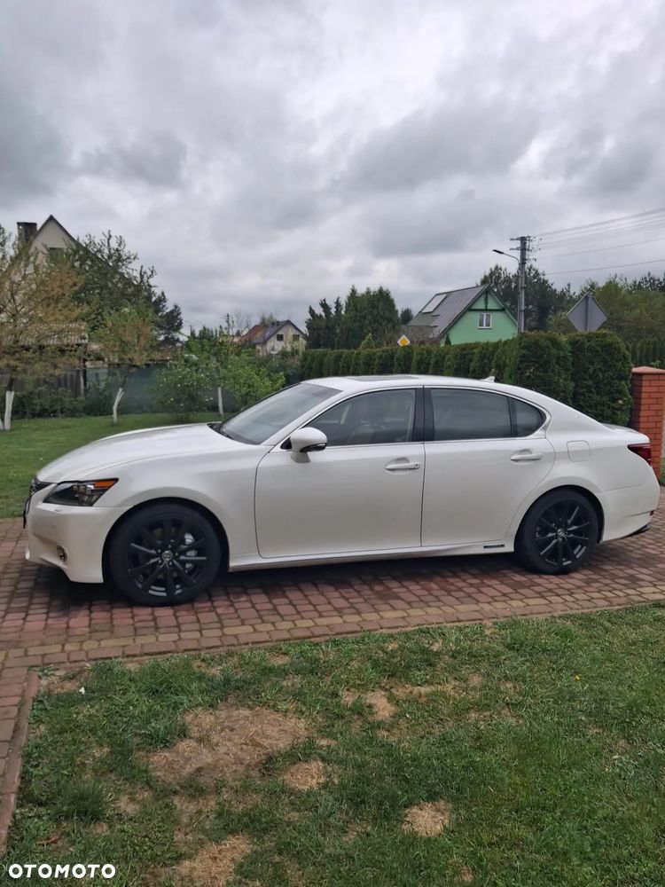Lexus GS - 3