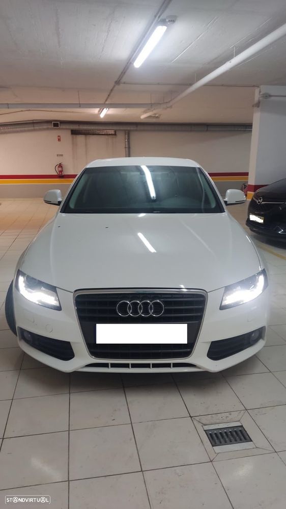 Audi A4 2.0 TDI Business Line Advance - 2