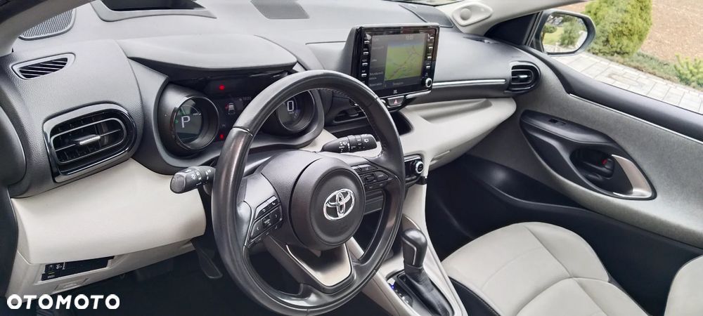 Toyota Yaris Hybrid 1.5 Executive - 21