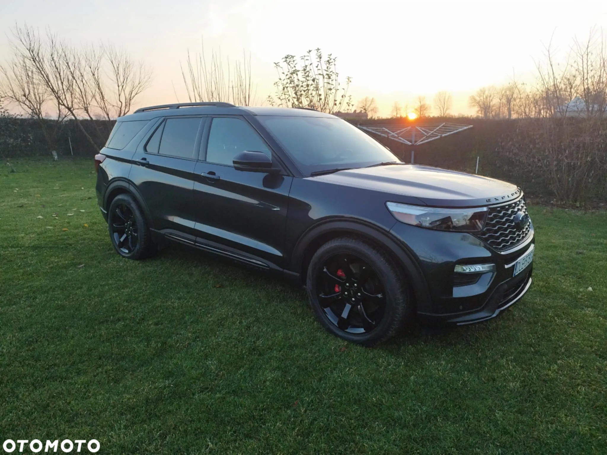 Ford Explorer - 16