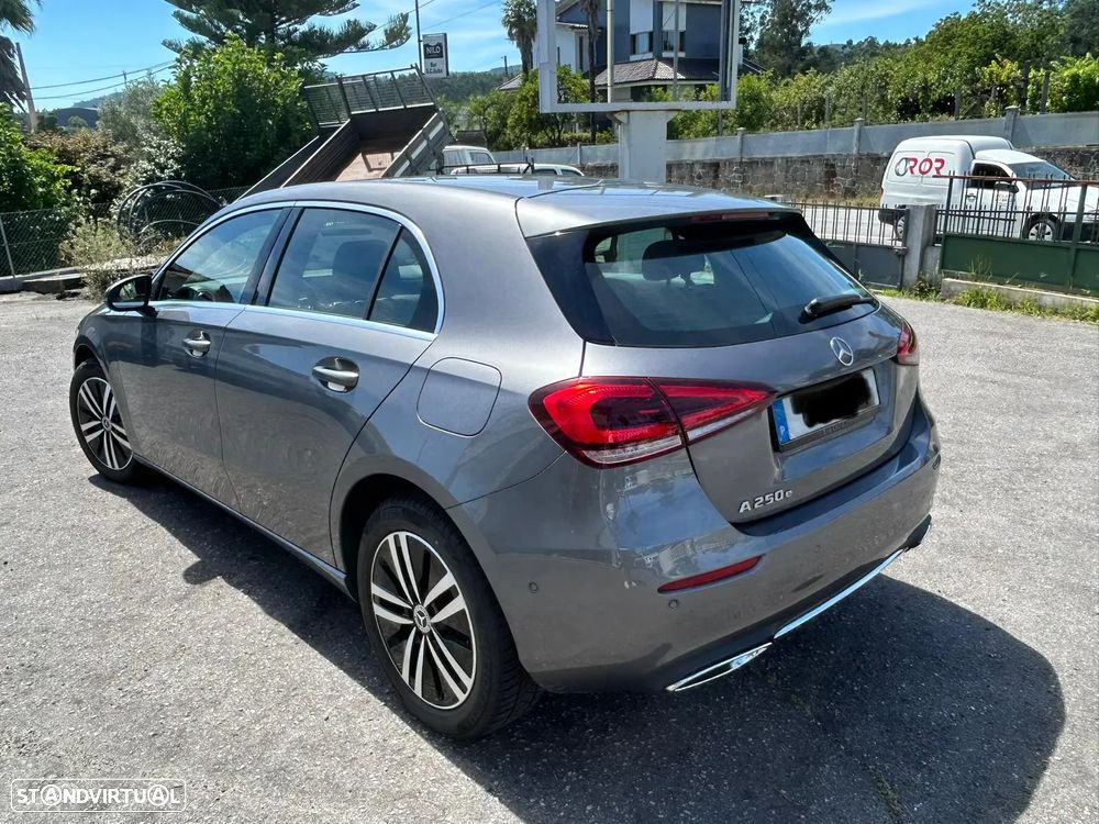 Mercedes-Benz A 250 e 8G-DCT Edition 2021 - 6