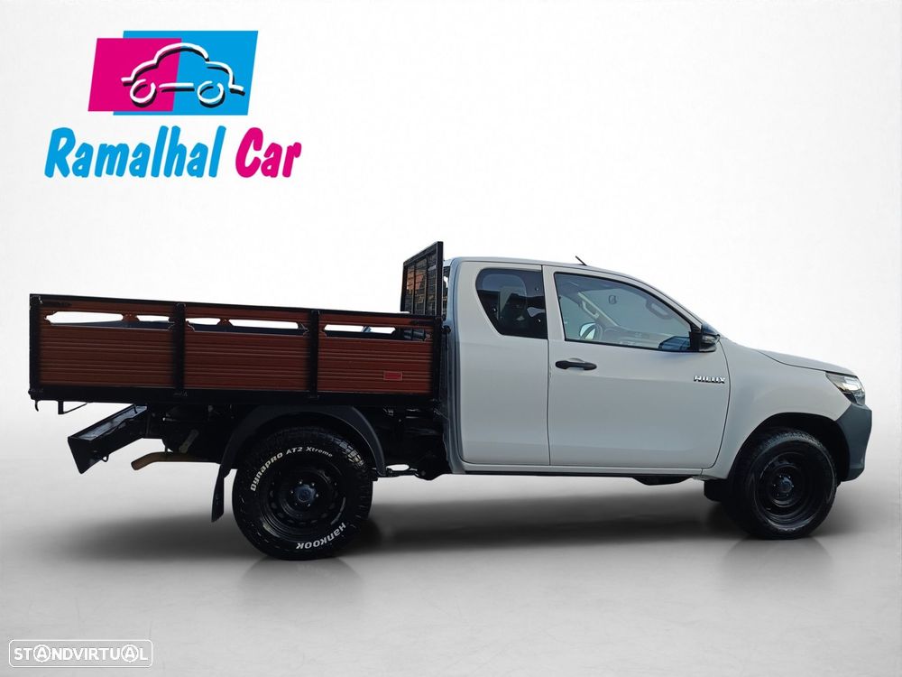 Toyota Hilux - 7