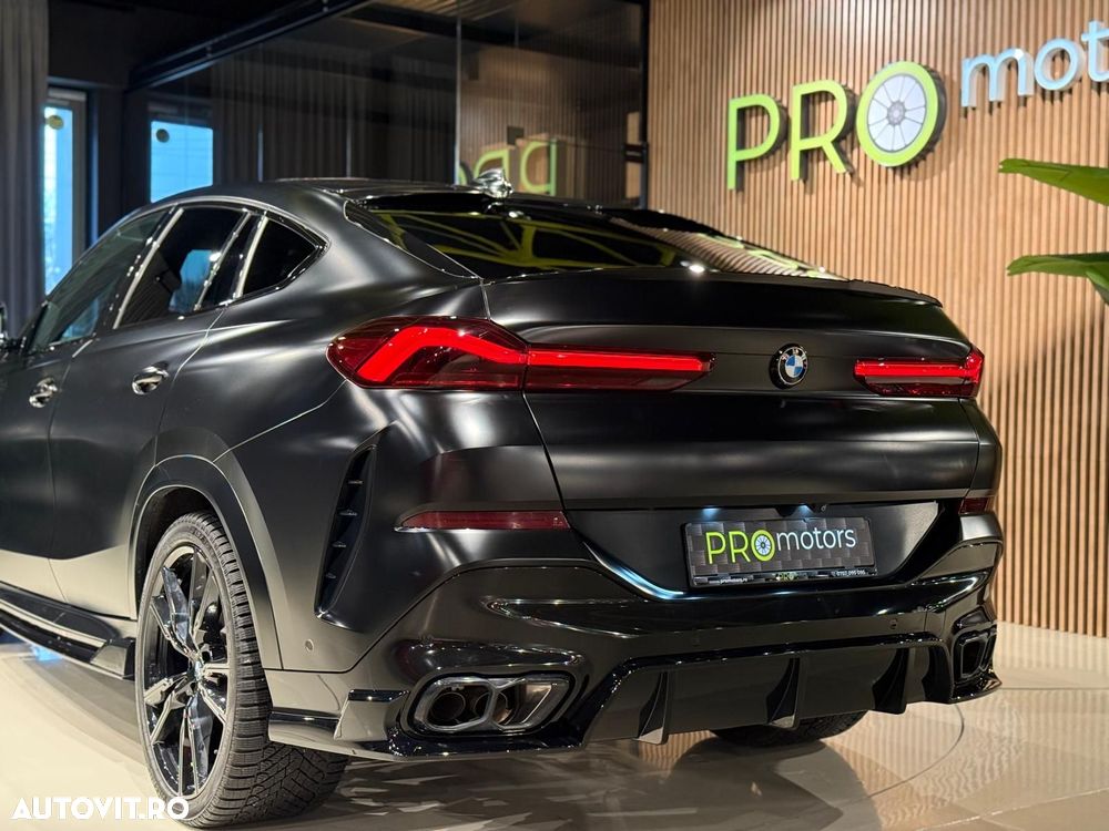 BMW X6 M M50i - 10