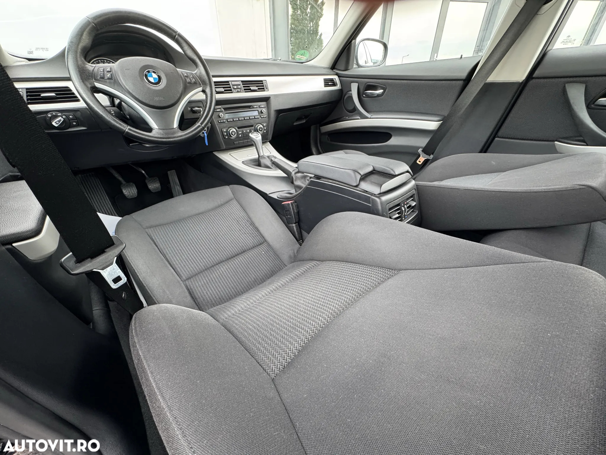 BMW Seria 3 318i Edition Lifestyle - 24