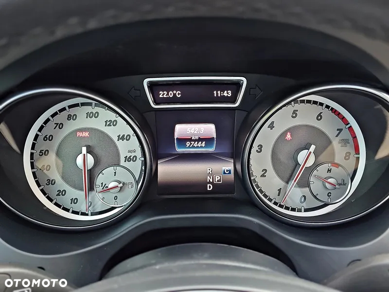 Mercedes-Benz GLA 250 4-Matic - 27