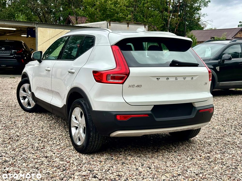 Volvo XC 40 D3 Momentum - 4
