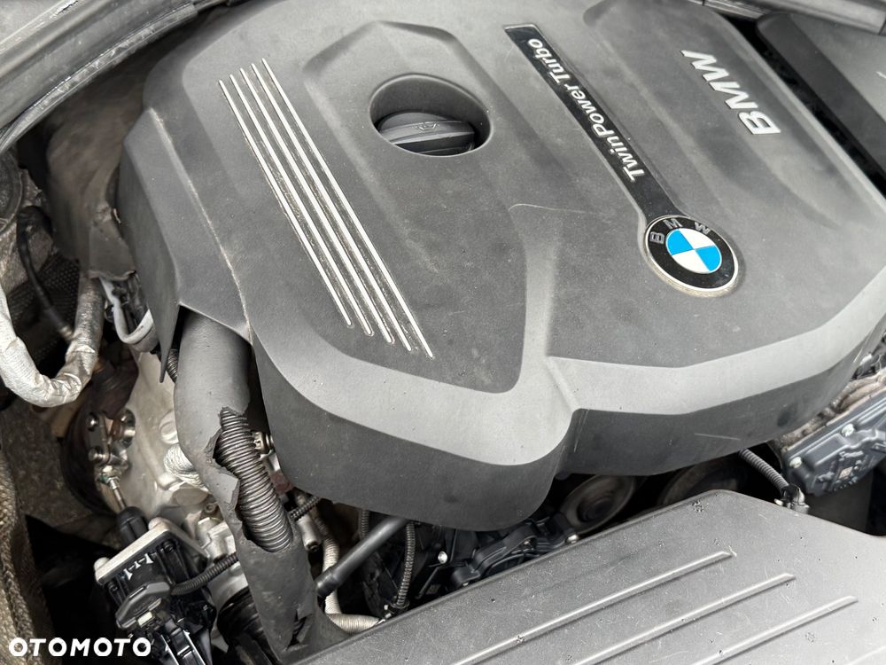 BMW Seria 3 318i Sport Line - 20