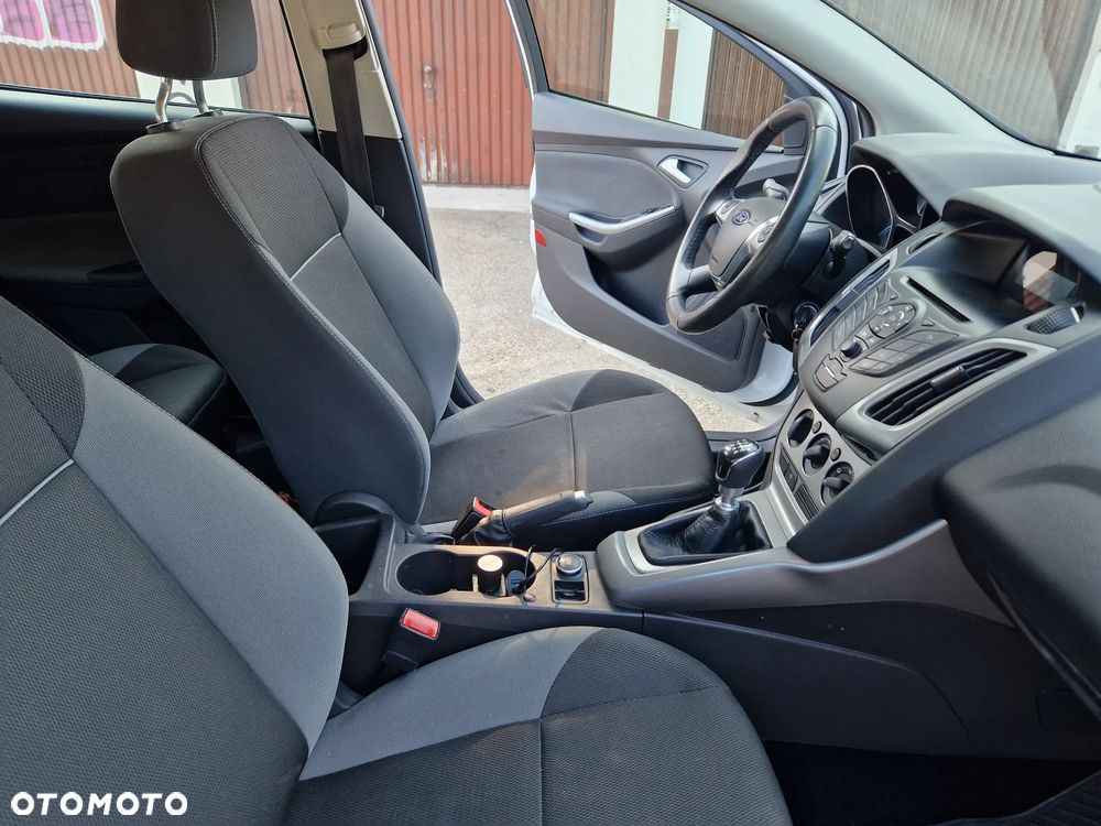 Ford Focus - 15